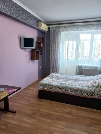 
   Продам 1-комнатную, 38 м², Самбурова ул, 252

. Фото 7.