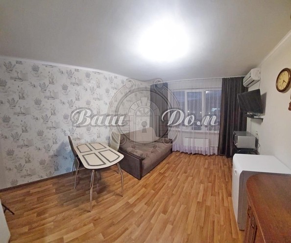 
   Продам 2-комнатную, 65 м², Маршала Жукова ул, 1к5

. Фото 2.