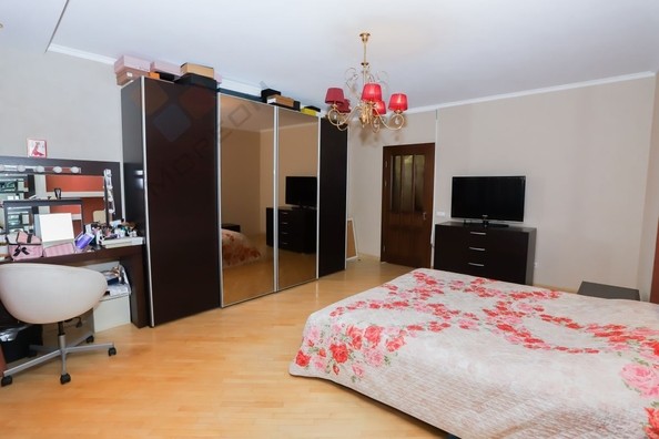 
   Продам 3-комнатную, 113.31 м², Атарбекова ул, 5

. Фото 19.