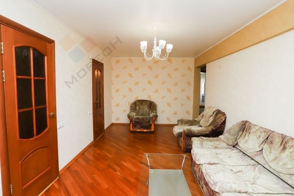 
   Продам 3-комнатную, 57.7 м², Гагарина ул, 238

. Фото 3.