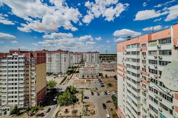 
   Продам 2-комнатную, 60.5 м², 3-я Целиноградская ул, 1

. Фото 26.