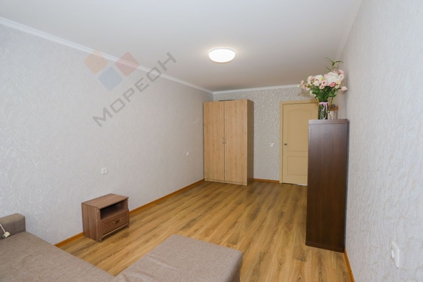 
   Продам 1-комнатную, 43.5 м², Котлярова Н.С. ул, 1

. Фото 11.