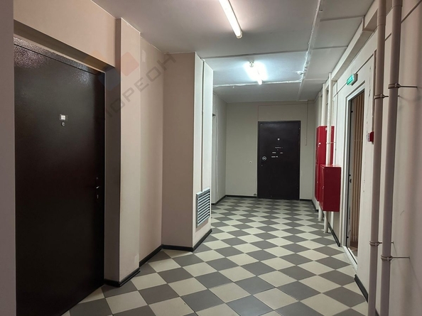 
   Продам 1-комнатную, 30.1 м², Черкасская ул, 60/1

. Фото 5.