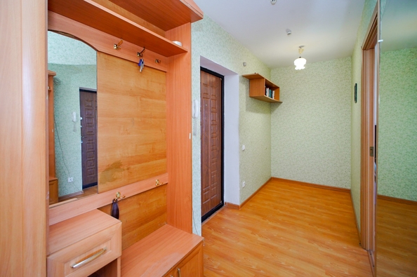 
   Продам 1-комнатную, 41 м², Дзержинского ул

. Фото 6.