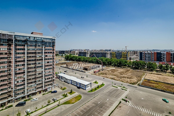 
   Продам 1-комнатную, 40.4 м², Западный Обход ул, 45к4

. Фото 12.