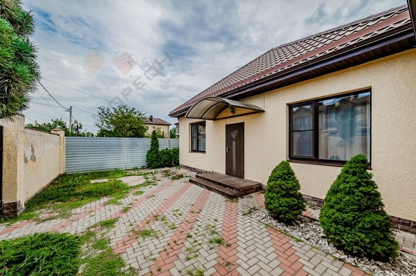 
   Продам дом, 245 м², Краснодар

. Фото 2.