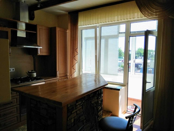 
   Продам 2-комнатную, 54 м², Терская ул, 40

. Фото 3.