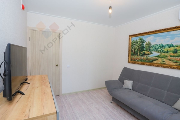 
   Продам 2-комнатную, 54 м², Зеленоградская ул, 34

. Фото 2.