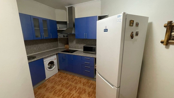 
   Продам 1-комнатную, 48 м², Виноградная ул, 2/3А

. Фото 2.