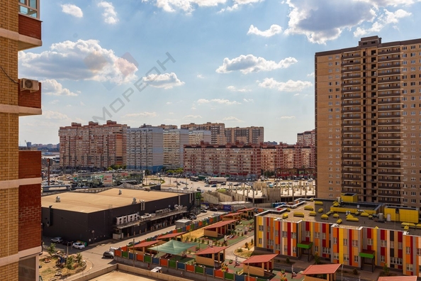 
   Продам 2-комнатную, 55.81 м², Евгении Жигуленко ул, 7 лит2

. Фото 13.