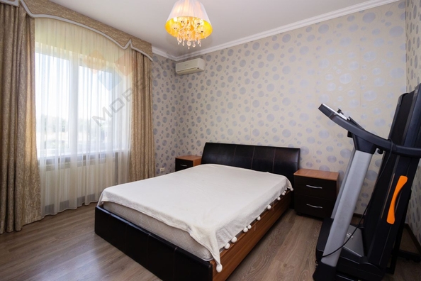 
   Продам дом, 337.9 м², Краснодар

. Фото 4.