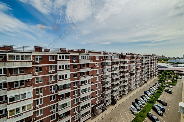 
   Продам 1-комнатную, 32.7 м², Западный Обход ул, 38/1к2

. Фото 21.