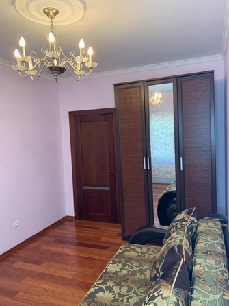 
   Продам 4-комнатную, 130 м², Крамского ул, д 22

. Фото 3.