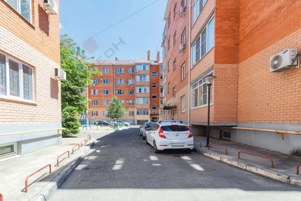 
   Продам 1-комнатную, 37.6 м², 2-я Целиноградская ул, 32

. Фото 23.