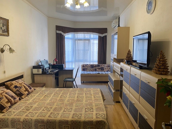 
   Продам 2-комнатную, 71 м², Жуковского ул, д 4А

. Фото 6.