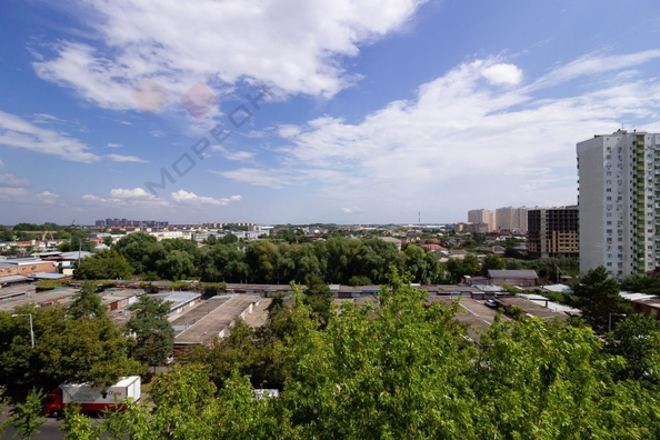 
   Продам 2-комнатную, 50.9 м², Сормовская ул, 205

. Фото 26.