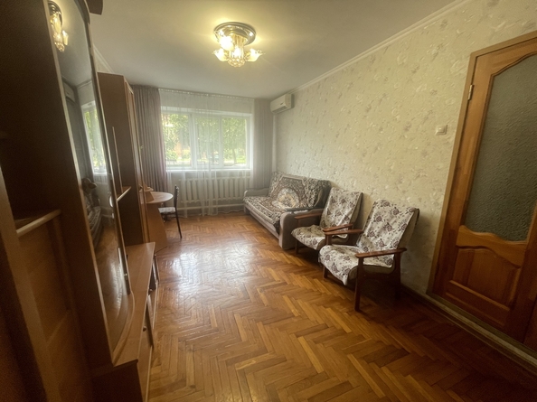 
   Продам 3-комнатную, 60 м², Краснозеленых ул, 7

. Фото 2.