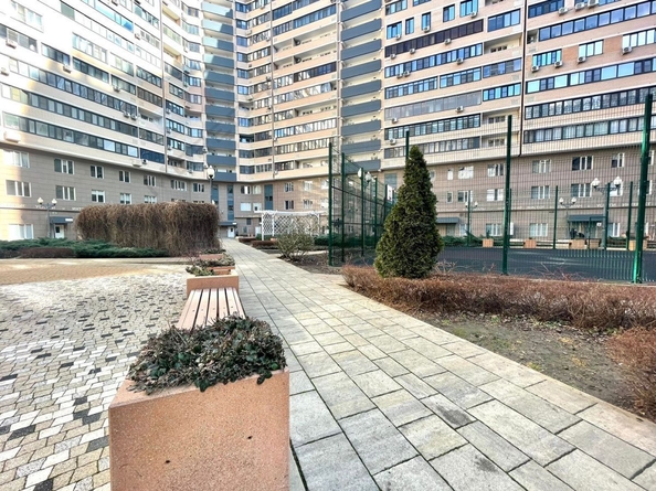 
   Продам 3-комнатную, 117 м², Буденного ул, 129

. Фото 4.