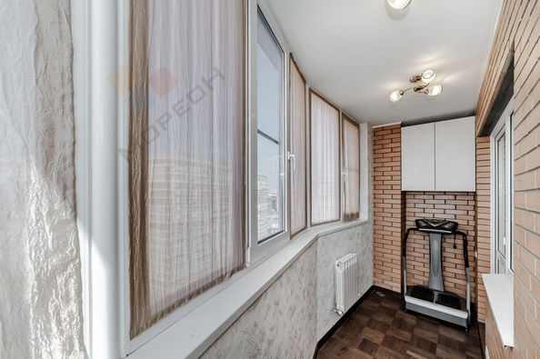 
   Продам 4-комнатную, 107.2 м², Кожевенная ул, 54/1

. Фото 22.