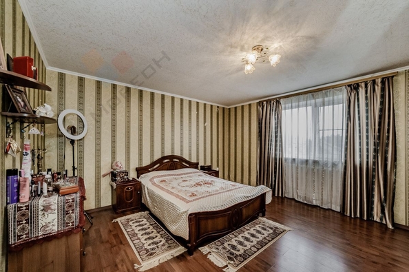 
   Продам дом, 295.4 м², Краснодар

. Фото 17.