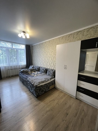 
   Продам 1-комнатную, 35 м², Краснозеленых ул, 14

. Фото 1.