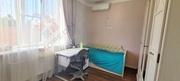 
   Продам дом, 230 м², Краснодар

. Фото 13.