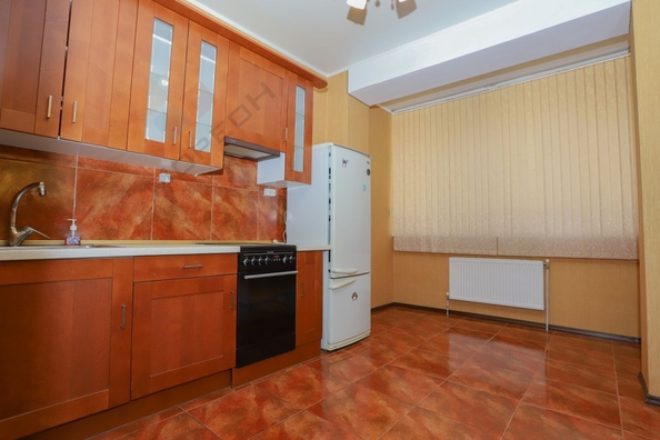 
   Продам 1-комнатную, 39 м², Прокофьева С.С. ул, 6

. Фото 2.