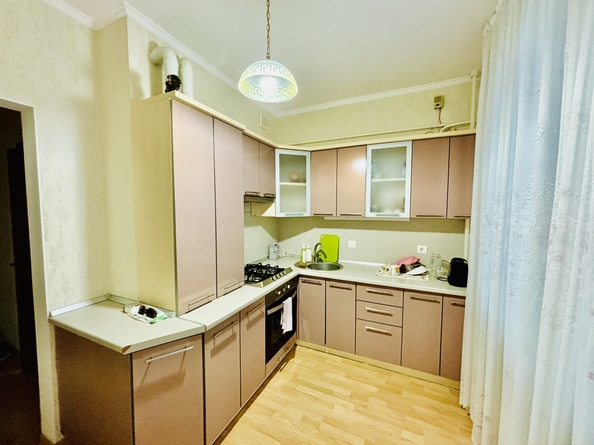 
   Продам 1-комнатную, 36 м², Ивана Голубца ул, 106

. Фото 1.