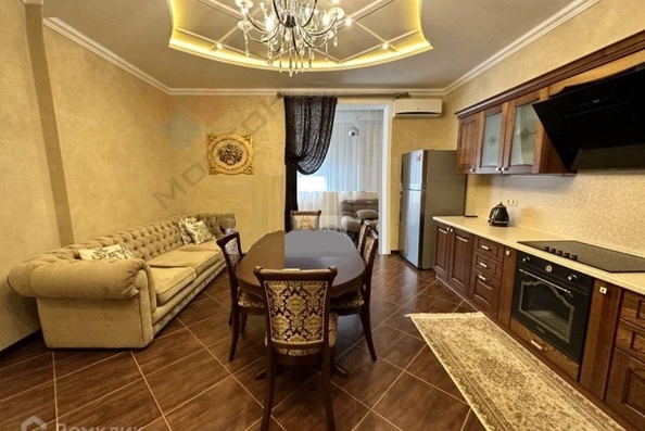 
   Продам 3-комнатную, 132.5 м², Кубанская Набережная ул, 37

. Фото 6.