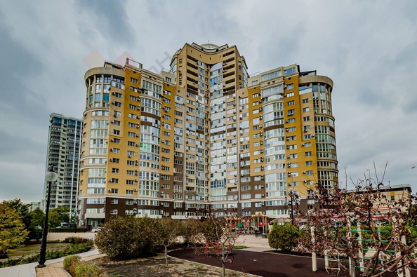 
   Продам 4-комнатную, 180.6 м², Кожевенная ул, 24

. Фото 41.