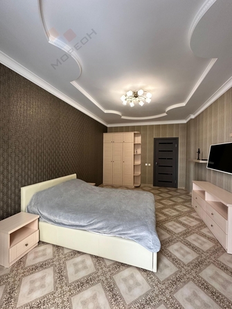 
   Продам 1-комнатную, 47 м², Архитектора Петина ул, 18/2

. Фото 9.