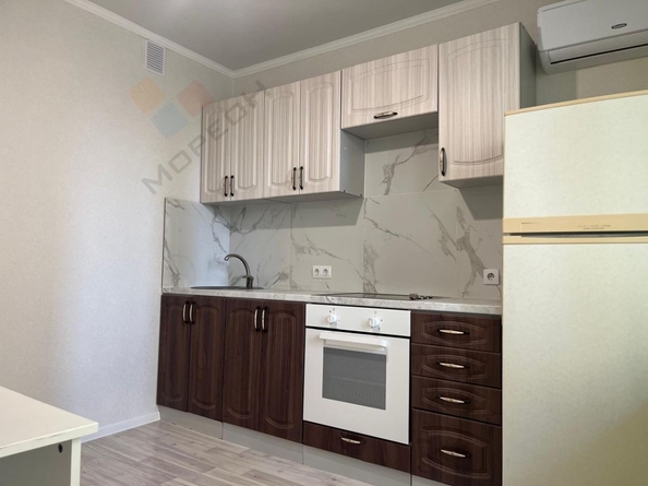 
   Продам 1-комнатную, 39.1 м², Селезнева ул, 4/13к2

. Фото 6.