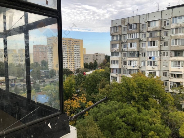 
   Продам 1-комнатную, 32.8 м², Уральская ул, 146

. Фото 6.