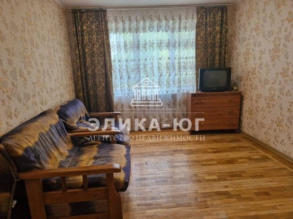
  Продается 2-комн. квартира, 42.6 м², 1-й мкр
. Фото 9.
