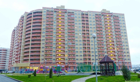 
   Продам 1-комнатную, 33 м², Командорская ул, 3/к2

. Фото 1.