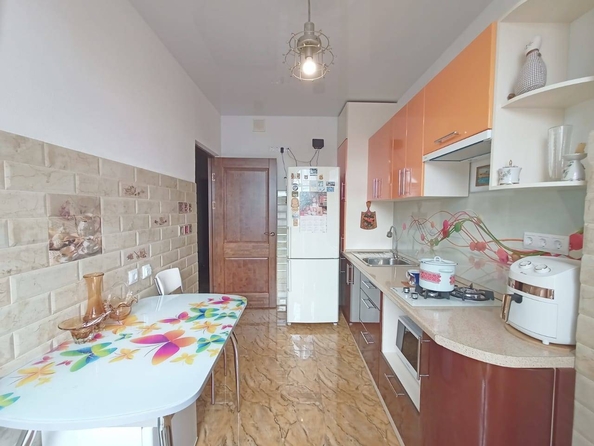 
   Продам 1-комнатную, 33 м², Кирова ул, 127

. Фото 3.