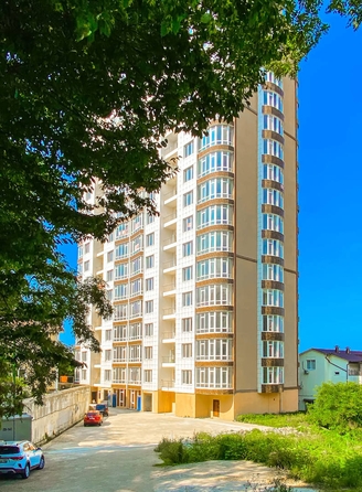 
   Продам 2-комнатную, 58 м², Виноградная ул, 195/1

. Фото 2.