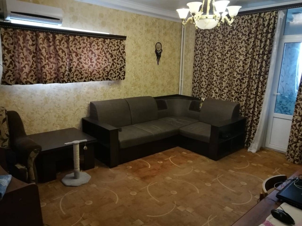 
   Продам 3-комнатную, 82 м², Победы ул, 58

. Фото 8.