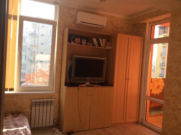 
   Продам 2-комнатную, 39 м², Крымская ул, 71

. Фото 1.