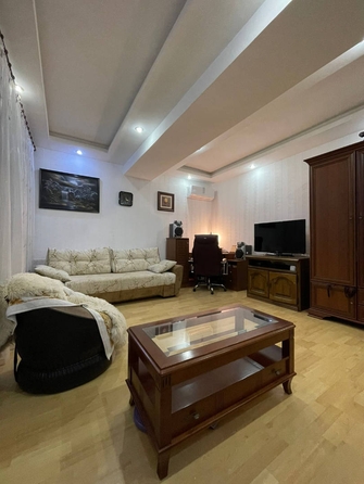 
   Продам 3-комнатную, 90 м², Рахманинова пер, 45

. Фото 7.