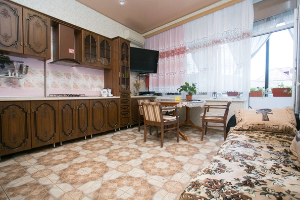 
   Продам 2-комнатную, 76 м², Ленина ул, 256/6

. Фото 12.