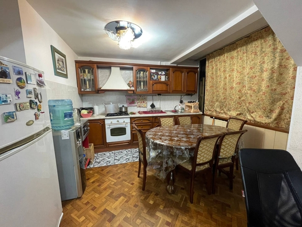 
   Продам 2-комнатную, 59.2 м², Крымская ул, 30

. Фото 2.