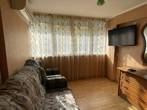 
   Продам 1-комнатную, 38 м², Ульянова ул, 78/18

. Фото 6.