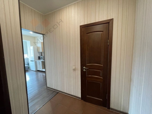 
   Продам 1-комнатную, 38.7 м², Тепличная ул, 100

. Фото 10.