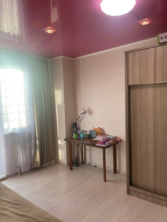 
   Продам 2-комнатную, 65 м², Средняя ул, 81/4

. Фото 15.