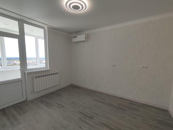 
   Продам 1-комнатную, 45 м², Рождественская ул, 55к2

. Фото 4.