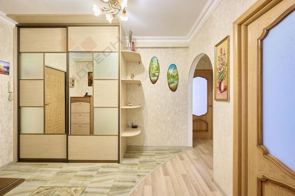 
   Продам 2-комнатную, 65.3 м², Монтажников ул, 5

. Фото 10.