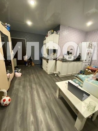 
   Продам 2-комнатную, 36 м², Виноградная ул, 135/10

. Фото 3.