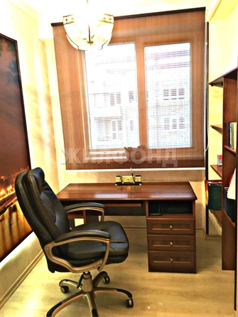 
   Продам 3-комнатную, 97 м², Гастелло ул, 41/3

. Фото 10.