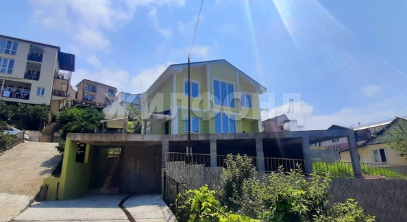 
   Продам дом, 168 м², Сочи

. Фото 1.